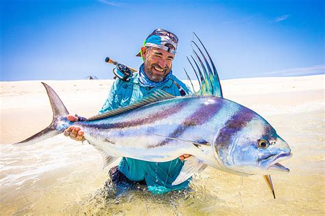 Giant Roosterfish of El Salvador .